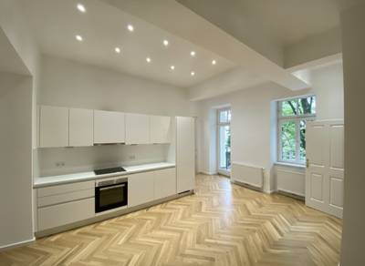 Moderner Wohnkomfort mit 3 Zimmer & Balkon im Altbau - Nähe U6 Alser Straße!