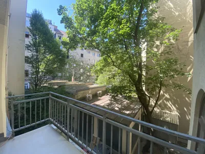 Moderner Wohnkomfort mit 3 Zimmer & Balkon im Altbau - Nähe U6 Alser Straße! – Bild 2