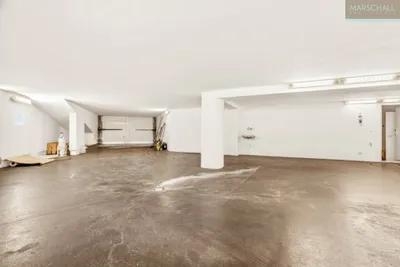 13-Zimmer-Immobilie mieten in Mödling – 569 m², € 14.300 – Bild 39 von 53