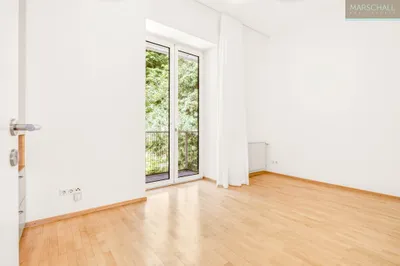 13-Zimmer-Immobilie mieten in Mödling – 569 m², € 14.300 – Bild 18 von 53