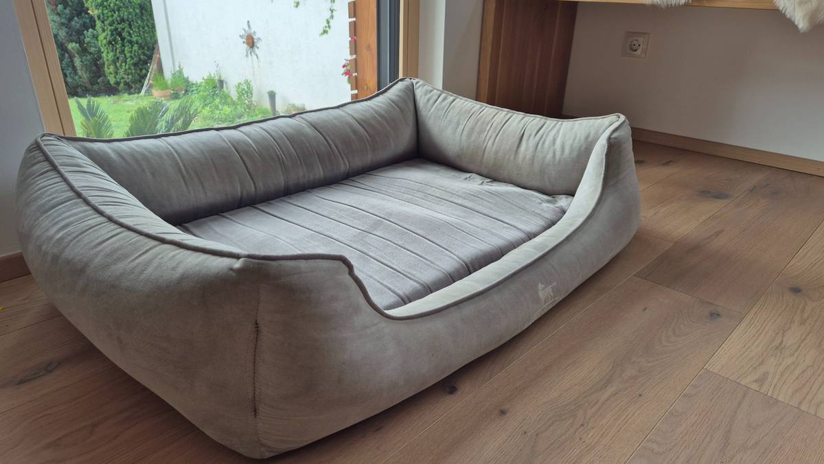 Knuffelwuff Orthopdisches Hundebett grau XL,  25,- (7083 Purbach am  Neusiedler See) - willhaben
