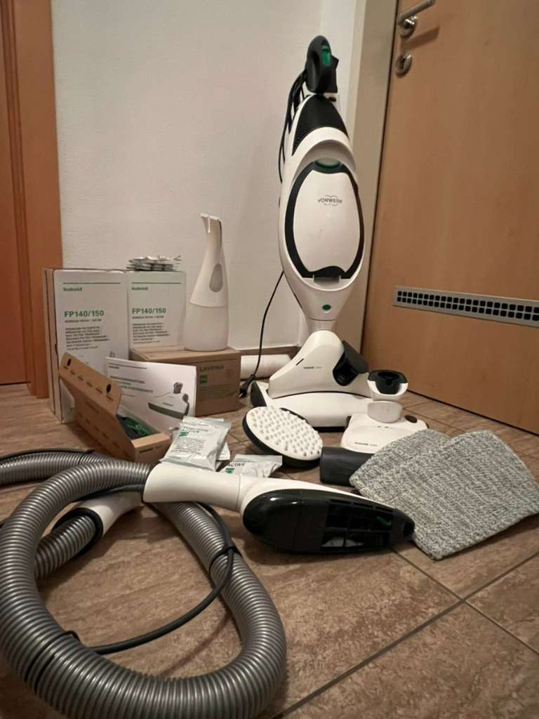 Vorwerk Staubsauger VK150 newest - feucht und trocken