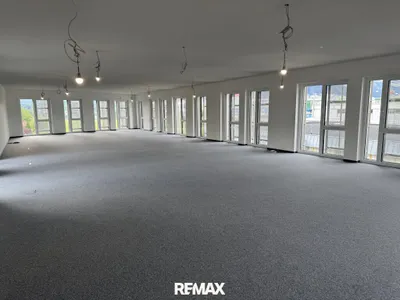 7-Zimmer-Gewerbeimmobilie kaufen in Gmunden – 237 m², € 1.019.100 – Bild 4 von 17