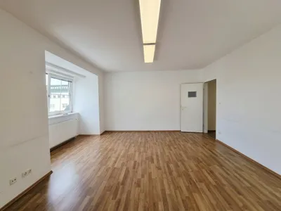 4-Zimmer-Gewerbeimmobilie mieten in Sankt Pölten – 109 m², € 1.166 – Bild 3 von 12