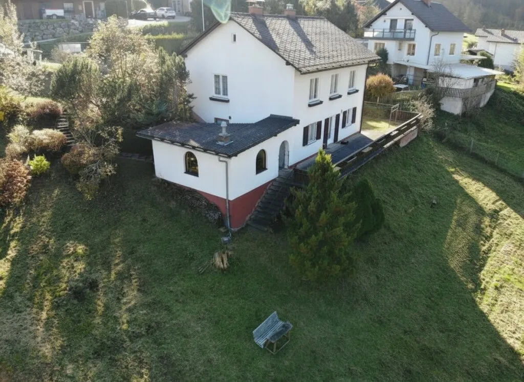 Wohnen mit Weitblick, großem Garten und viel Platz für eigene Ideen - provisionsfrei für Käufer! - Ansicht 3
