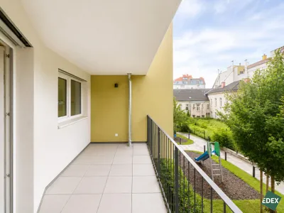 Attraktive 3-Zimmer Wohnung mit Loggia direkt bei der U3 – Bild 2