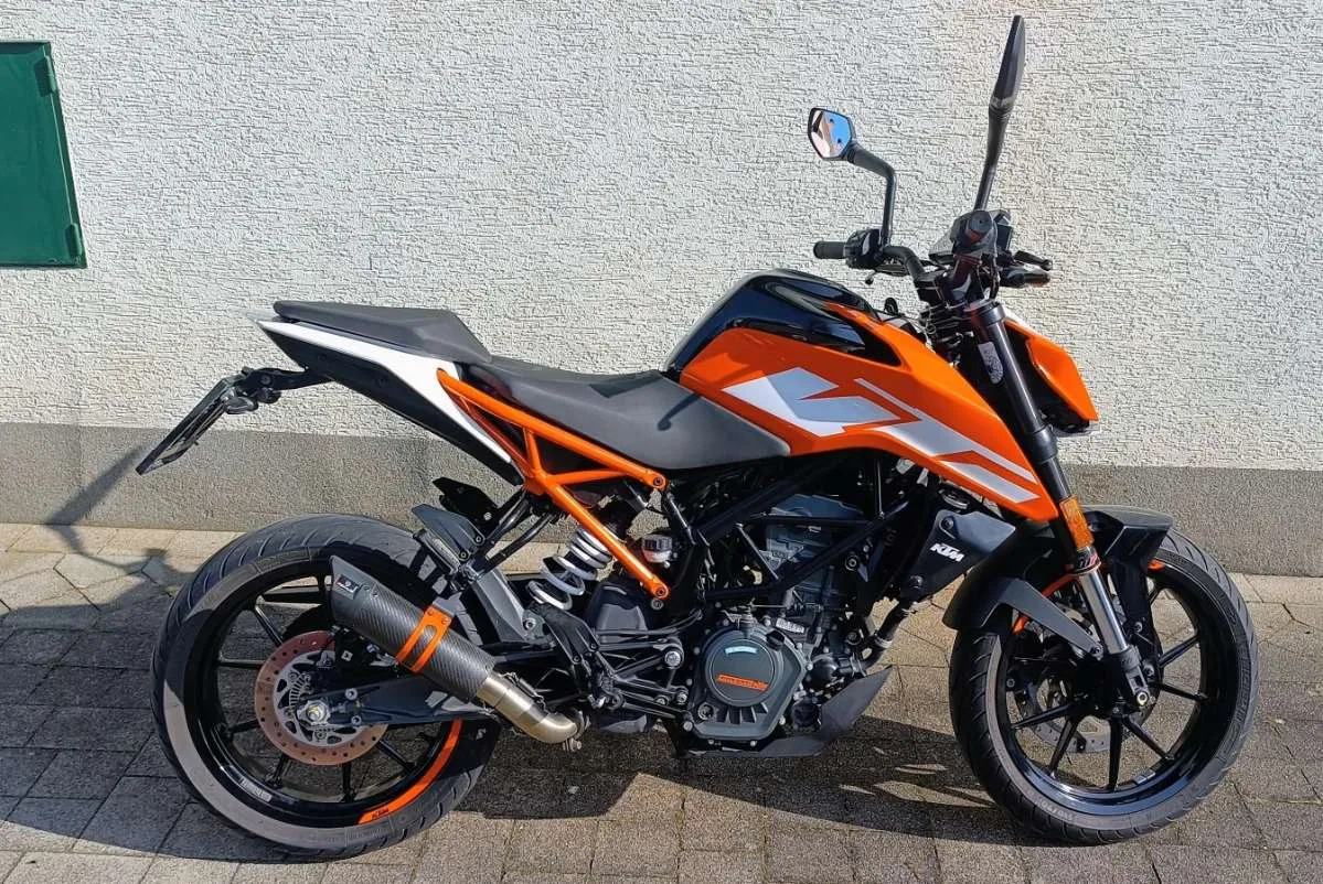 KTM Duke