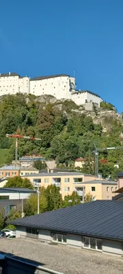 4-Zimmer-Gewerbeimmobilie mieten in Salzburg Stadt – 96 m², € 240 – Bild 10 von 10