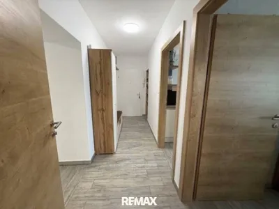 4-Zimmer-Wohnung kaufen in Wiener Neustadt – 91,44 m², € 260.000 – Bild 11 von 14