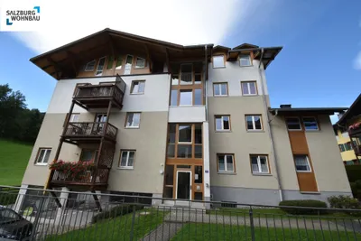 5-Zimmer-Wohnung mieten in Zell am See – 95 m², € 1.400 – Bild 1 von 2
