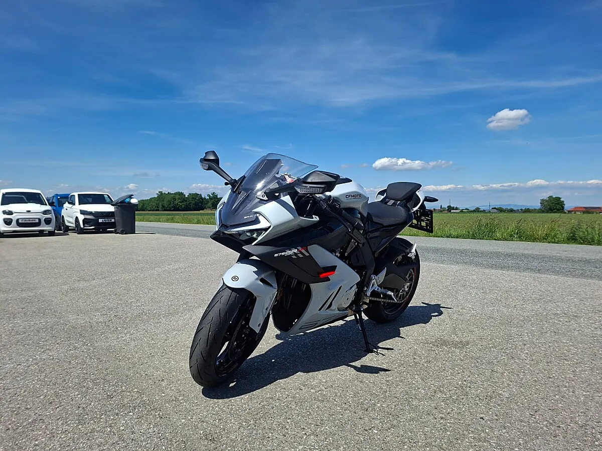 CFMOTO 675SR-R