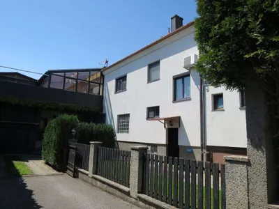 10-Zimmer-Immobilie kaufen in Neunkirchen – 1 300 m², € 599.999 – Bild 20 von 26