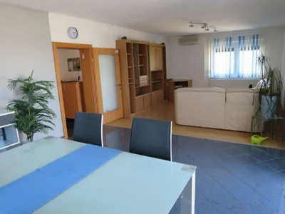10-Zimmer-Immobilie kaufen in Neunkirchen – 1 300 m², € 599.999 – Bild 8 von 26