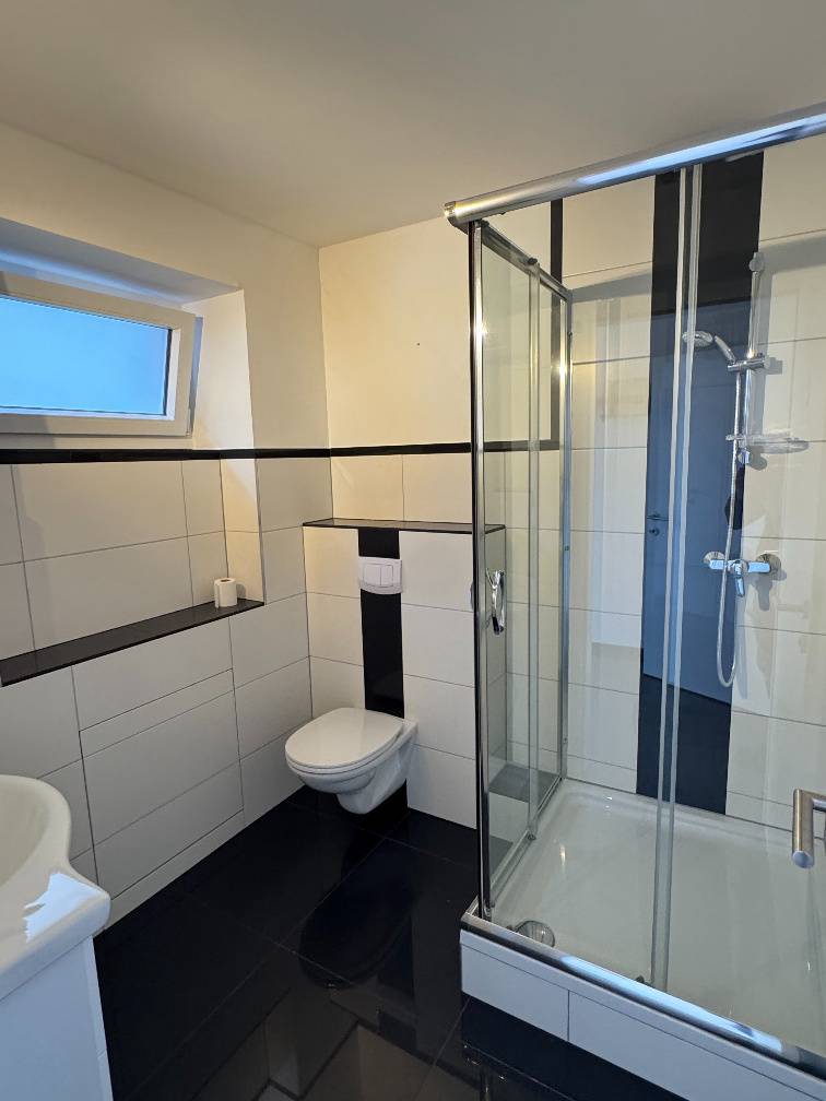 ruhiges Home Office Büro / kleines Beauty Center - ab sofort anmietbar - Ansicht 3