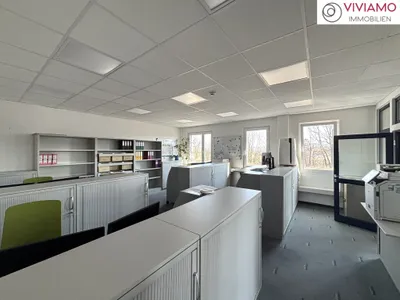 Gewerbeimmobilie mieten in Wels – 2 000 m², € 5 – Bild 11 von 14