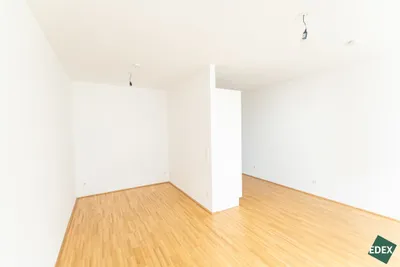 Schöne 1-Zimmer Wohnung mit Balkon – Bild 3