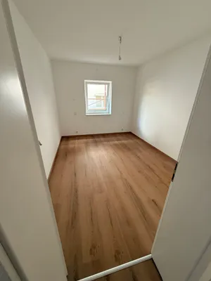 4-Zimmer-Wohnung mieten in Salzburg-Umgebung – 140 m², € 2.400 – Bild 3 von 17