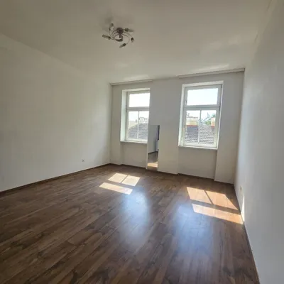 1-Zimmer-Wohnung mieten in Wien – 30,24 m², € 333 – Bild 1 von 13