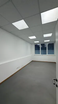 1-Zimmer-Gewerbeimmobilie mieten in Kufstein – 18 m², € 19 – Bild 1 von 4