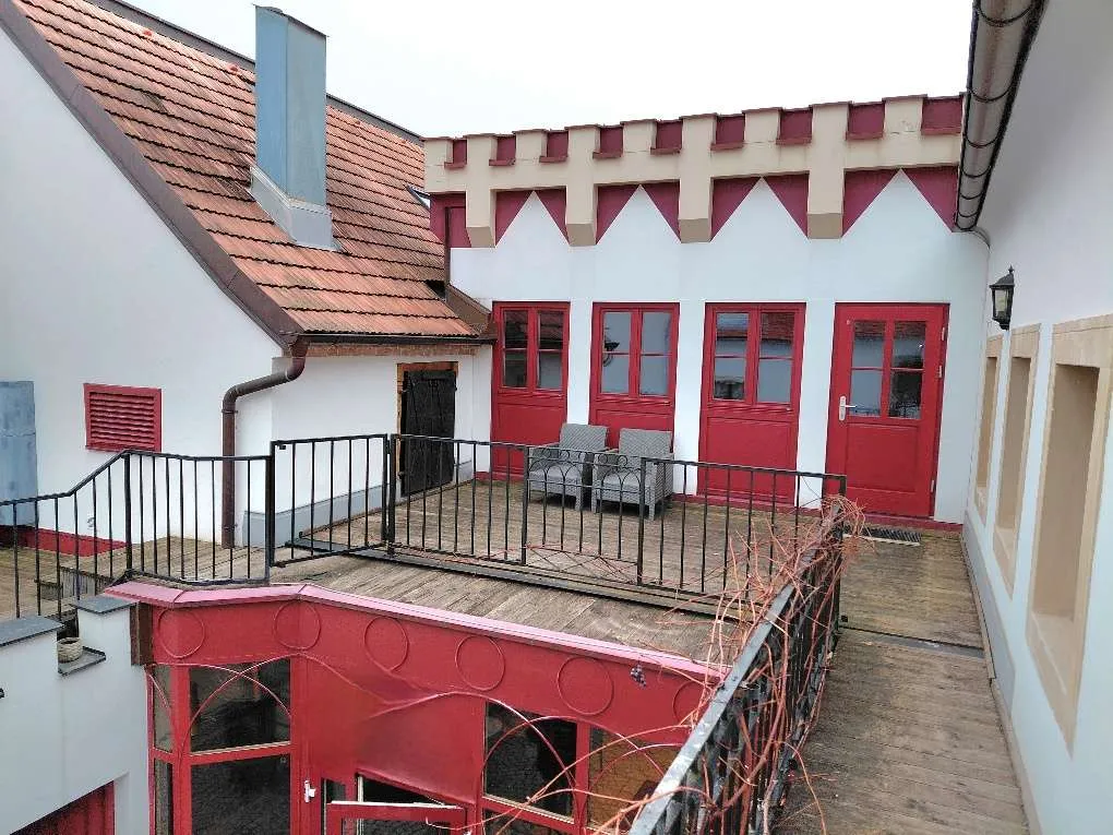 Repräsentatives Citybüro, innenhofseitig mit Terrasse, in der Fußgängerzone Eisenstadt - Ansicht 2