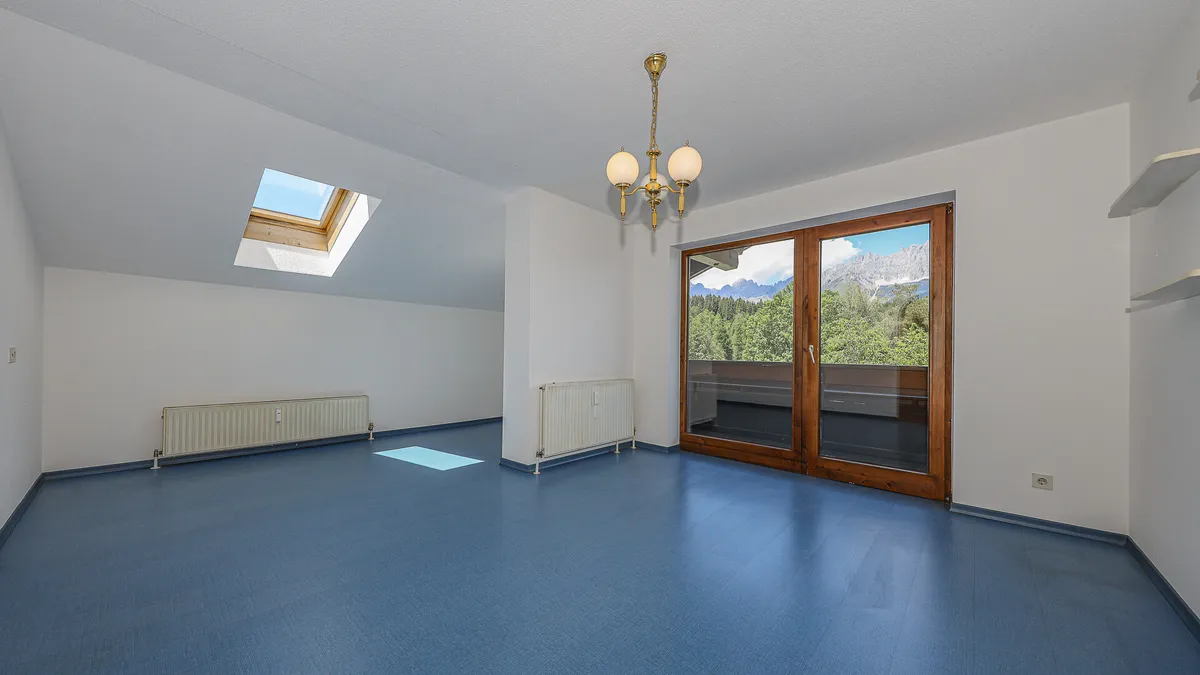Dachgeschosswohnung in Ruhelage mit Kaiserblick - Ansicht 3