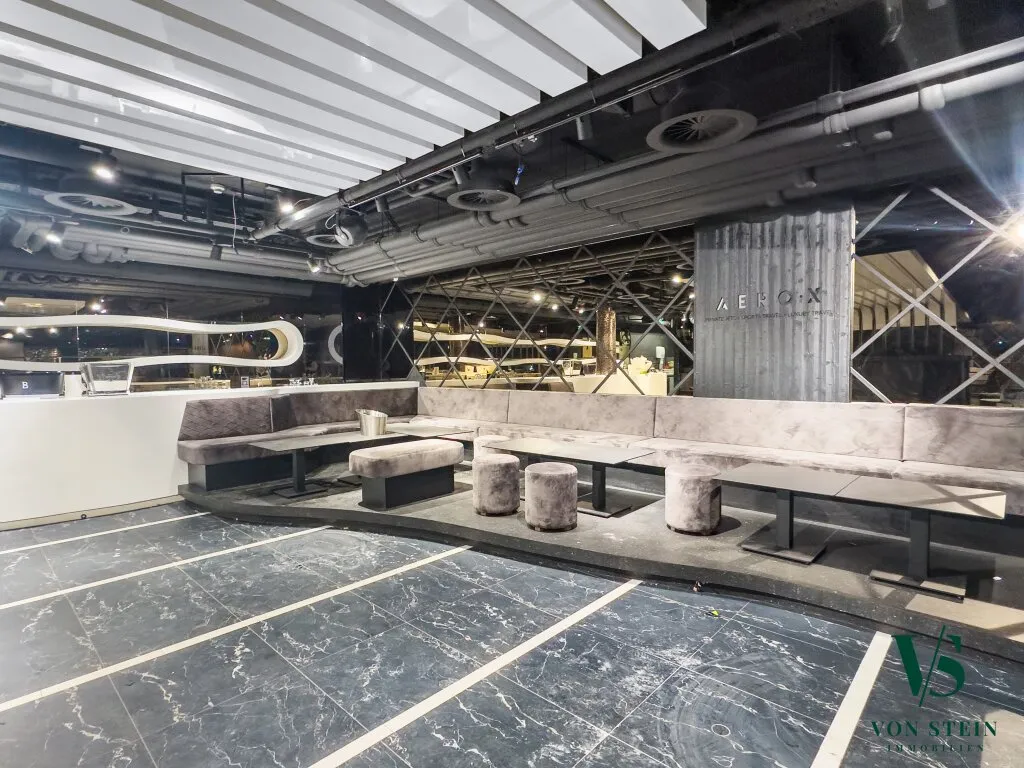 vielseitige Top-Lage im Herzen Kitzbühels - Einzugsbereit für Ihr Konzept - Eventlocation - Club - Restaurant - Fitness - Longevity - Вид 2