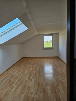 3-Zimmer-Wohnung mieten in Braunau am Inn – 80 m², € 650 – Bild 3 von 8