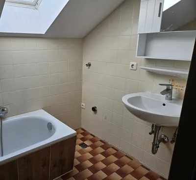 3-Zimmer-Wohnung mieten in Braunau am Inn – 80 m², € 650 – Bild 6 von 8