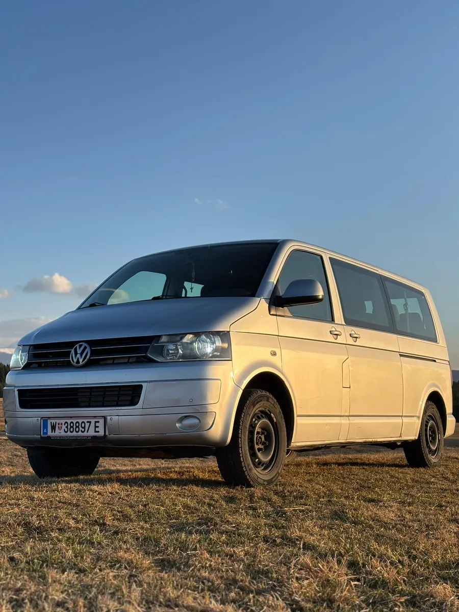 VW Caravelle
