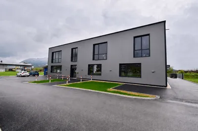Gewerbeimmobilie mieten in Kitzbühel – 150 m², € 15 – Bild 1 von 2