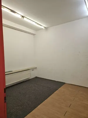 Immobilie mieten in Vöcklabruck – 15 m², € 200 – Bild 2 von 2