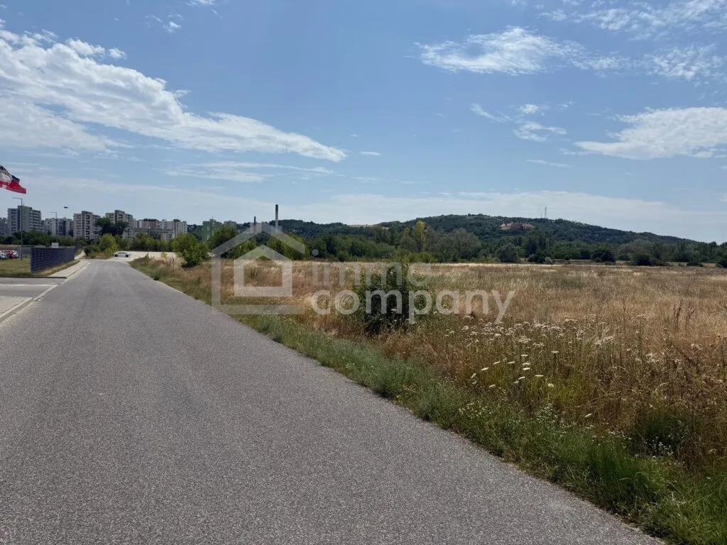 Land, 31159 m²