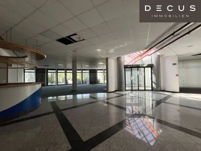 Gewerbeimmobilie mieten in Wien – 4 800 m², € 10