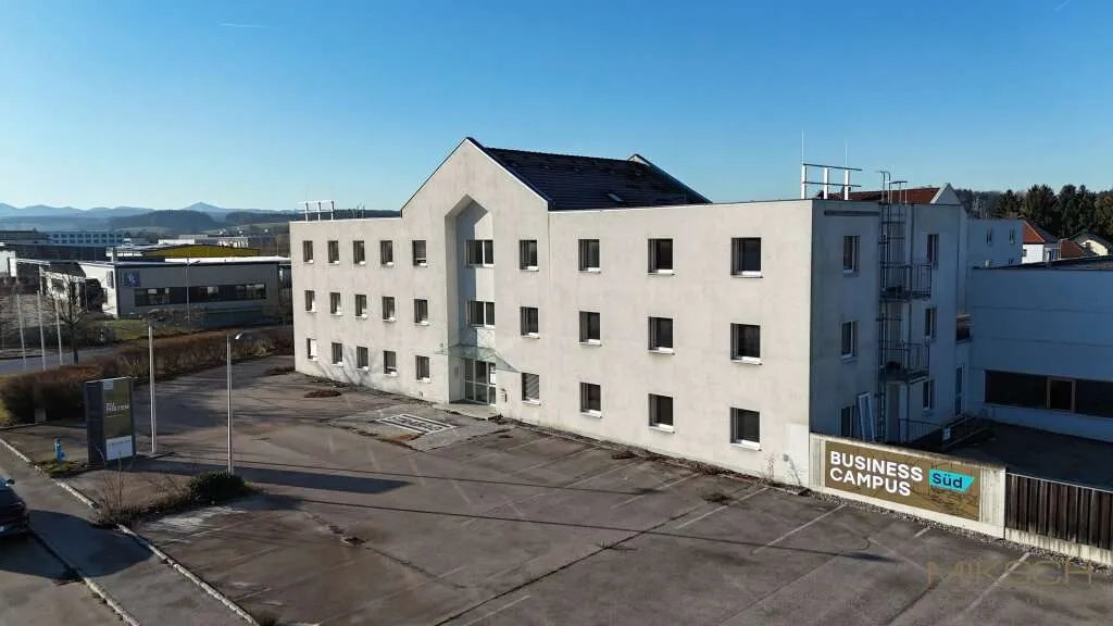 Attraktive Gewerbeimmobilie im BUSINESS CAMPUS St. Pölten Süd - Büros, Hallen, Lagerflächen I Top Lage - Ansicht 2