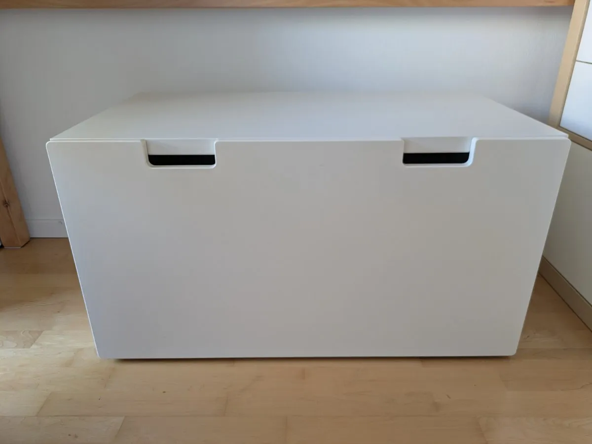 IKEA Stuva Truhe / Bank weiß, € 35,- (1230 Wien)