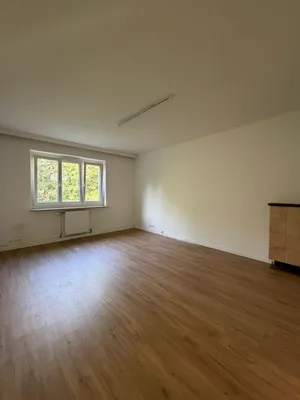 3-Zimmer-Wohnung mieten in Linz – 78 m², € 990 – Bild 2 von 4