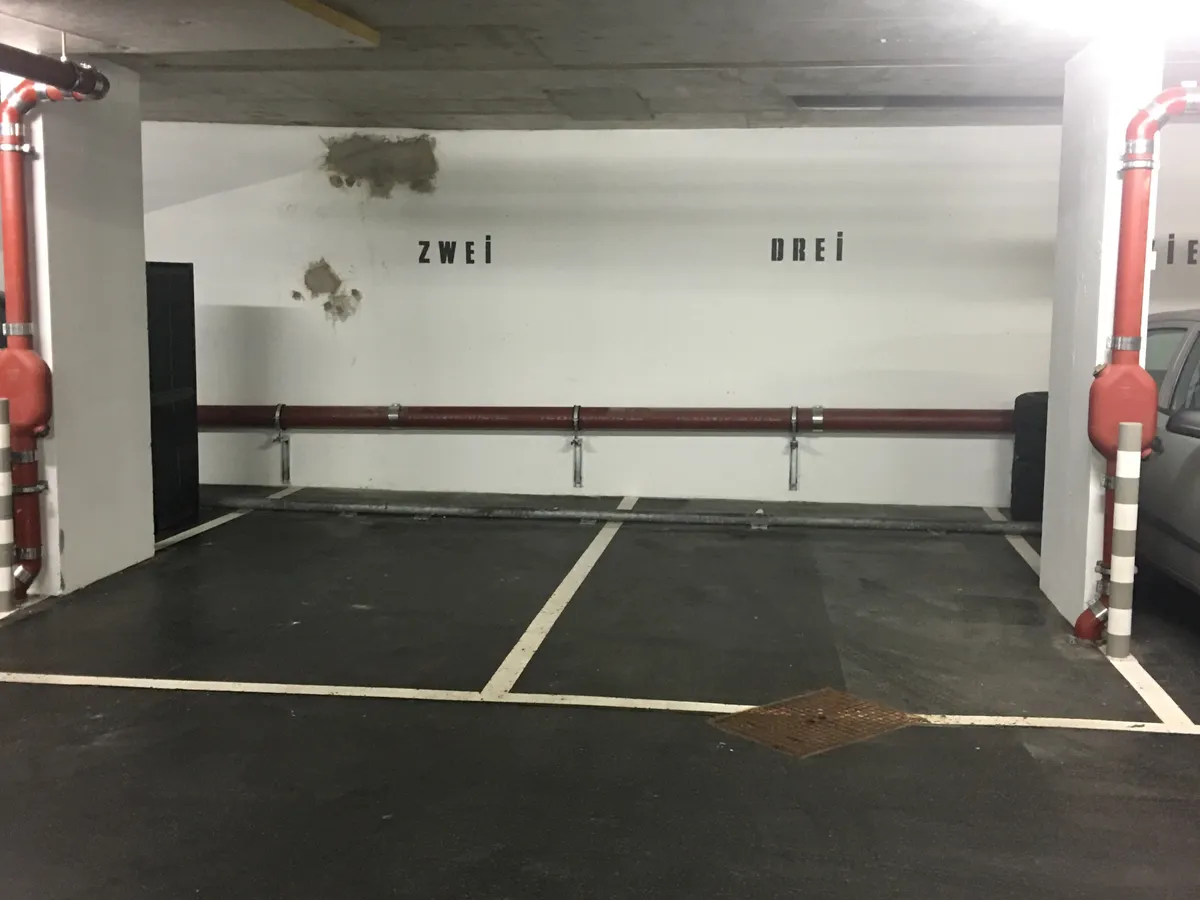 Garagenplatz in der Krottenbachstraße 198 - Ansicht 2