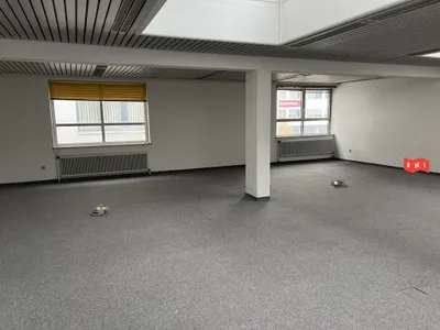 Gewerbeimmobilie kaufen in Wels – 1 616 m², € 1.400.000 – Bild 8 von 26