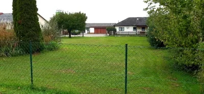 Grundstück kaufen in Wels-Land – 1 010 m², € 340.000