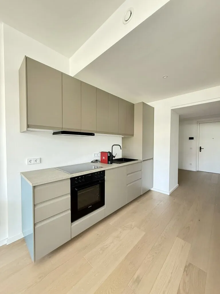 High-End Living in den DANUBE FLATS - 3 Zimmer mit Traumbalkon & Fernblick - Widok 2