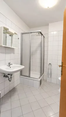 1-Zimmer-Wohnung mieten in Linz Land – 40 m², € 560 – Bild 4 von 8