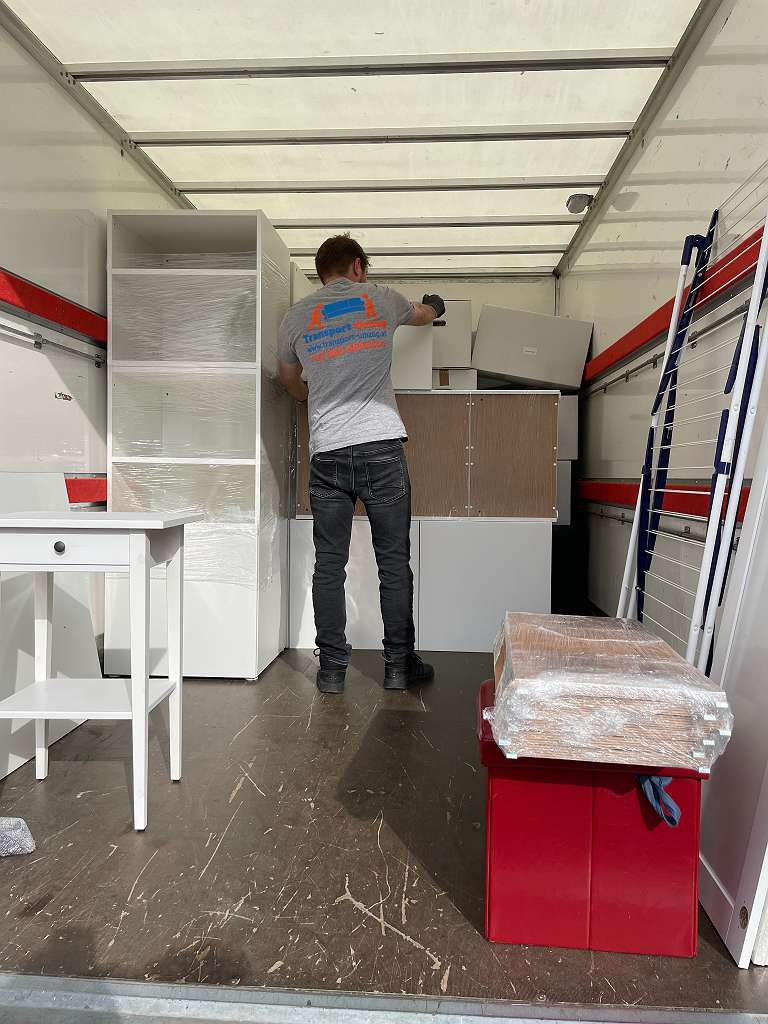 Günstige Umzug, Übersiedlung, Möbeltransport, Entrümpelung, Klavier Transport, Flügel Transport, Tresor Transport, Lastentaxi 20m3