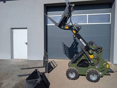 WZ 3800 Skid Steer Hoflader Set! Baumaschine
