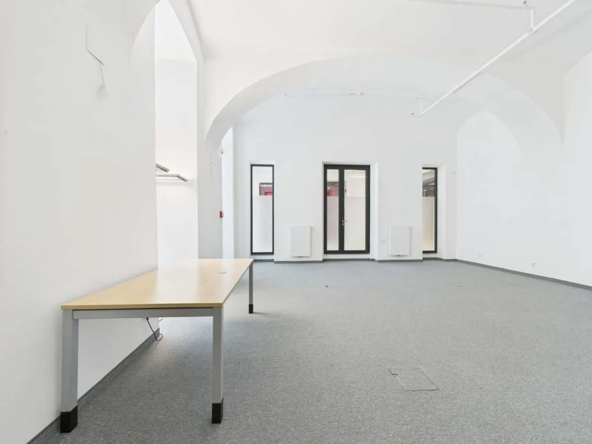 Geschäfts-/Galerie- Bürofläche mit ca. 74 m² in Toplage der Linzer Innenstadt - Ansicht 3