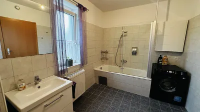 3-Zimmer-Wohnung mieten in Gmunden – 87,84 m², € 964 – Bild 3 von 8