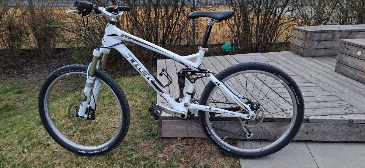Mountainbike TREK FUEL EX 9.8 Fully Carbon 26Zoll FIXPREIS!