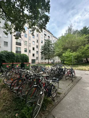 3-Zimmer Wohnung, teilmöbliert, frisch renoviertes Bad, U4/ U6 Spittelau 5 Gehminuten entfernt