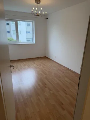 2-Zimmer-Wohnung mieten in Bruck an der Leitha – 50 m², € 935 – Bild 4 von 8