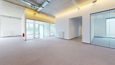 10-Zimmer-Gewerbeimmobilie mieten in Salzburg Stadt – 427 m², € 7.258 – Bild 2 von 19