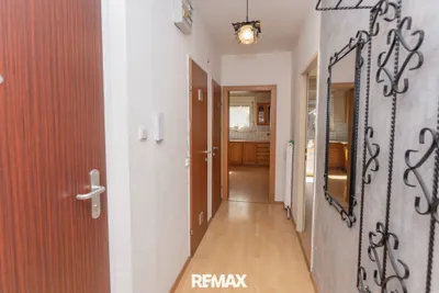4-Zimmer-Wohnung kaufen in Bruck an der Leitha – 89 m², € 197.000 – Bild 6 von 33